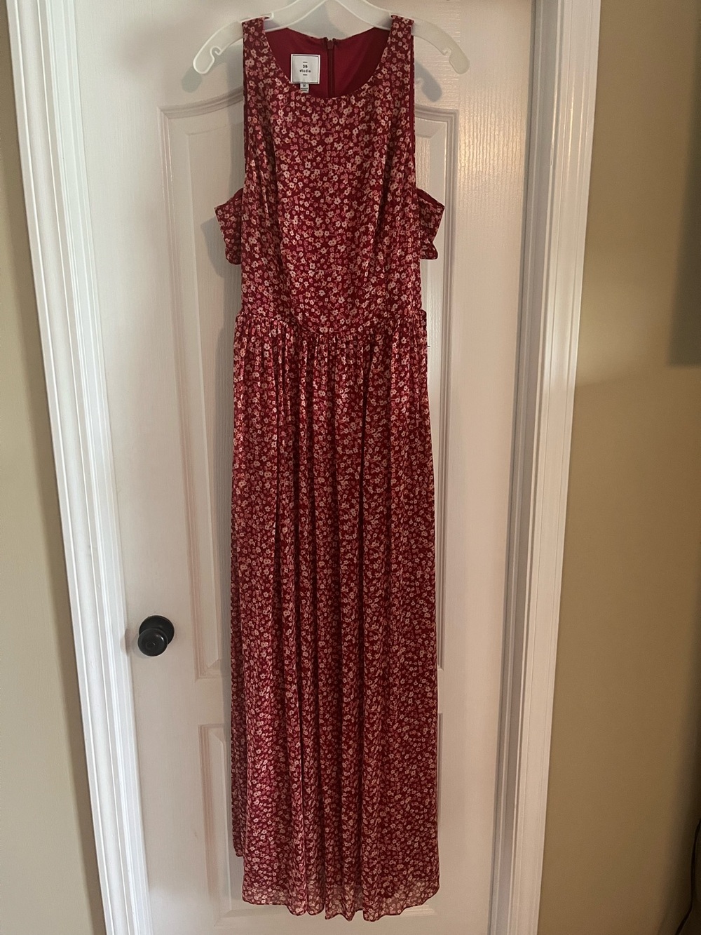 Women’s Red Floral Cold-Shoulder Maxi Dress